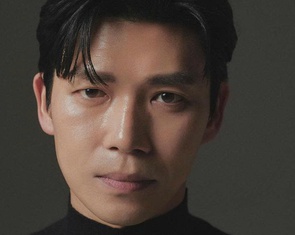 Mừng 'tướng quân Yang Gyu', cũng là 'kẻ ngoại tình' bị chán ghét Ji Seung Hyun đến Đà Nẵng