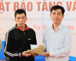Sau kêu gọi của chủ tịch tỉnh, Bảo tàng Đắk Nông được trao tặng gần 300 hiện vật quý