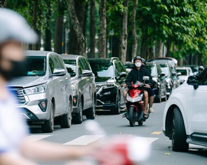 Phạt nghiêm nhưng cần có đủ chỗ đậu xe