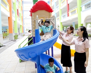 Miễn, hỗ trợ học phí: Không để ai bị bỏ lại phía sau
