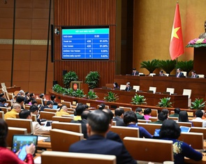 Quốc hội thông qua luật mới, nhà khoa học có thể được loại trừ trách nhiệm hình sự