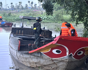 Bắt giữ 6 người khai thác cát trái phép trên sông Đồng Nai