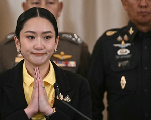 Đảng Bhumjaithai soạn kiến nghị bất tín nhiệm thủ tướng Thái Lan