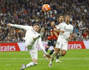 'Cố đấm ăn xôi' vì FIFA Club World Cup