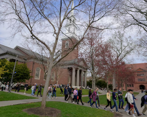 Mỹ ký sắc lệnh hạn chế visa du học Harvard