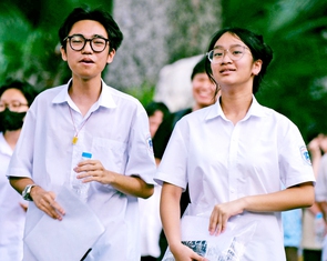 Bài giải 24 mã đề môn tiếng Anh thi lớp 10 Hà Nội