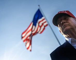Siêu dự luật 4.000 tỉ USD gây tranh cãi của ông Trump được Thượng viện Mỹ thông qua sát nút