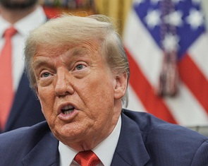 Ông Trump bảo DOGE cắt tài trợ với dự án của ông Musk để tiết kiệm ngân sách