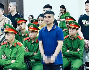 Cựu cán bộ công an bị đề nghị tử hình vì dùng xe phường chở ma túy cho 'bà trùm'