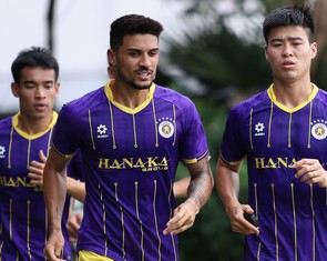 CLB Hà Nội bắt đầu hành trình đòi lại ngôi vương V-League