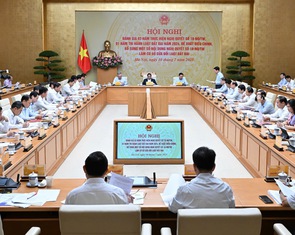 Thủ tướng họp về Luật Đất đai, bàn việc xác định giá đất, đất có yếu tố nước ngoài