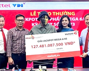 Biết trúng vé số Vietlott 127 tỉ, người đàn ông nói ‘cảm giác khá bình tĩnh’