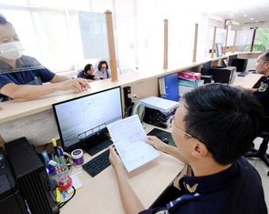 Khai báo hải quan điện tử vẫn vướng