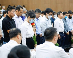 Nhiều cựu lãnh đạo địa phương 'tha hóa, biến chất, sa ngã' bị ông chủ Phúc Sơn thao túng