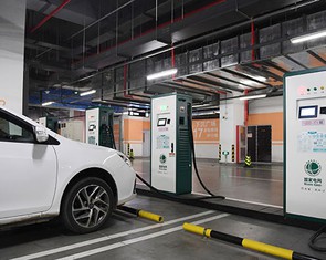 Bắc Kinh: Bãi đỗ xe phải có trạm sạc điện, gần cao tốc phải có trạm sạc siêu nhanh