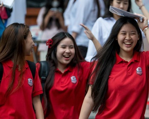 Xét tuyển đại học: Mức điểm nào cạnh tranh khốc liệt?