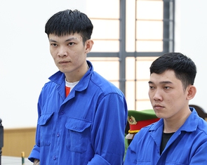 Tuyên phạt chủ thuê vận chuyển thuốc lá lậu 3 năm tù