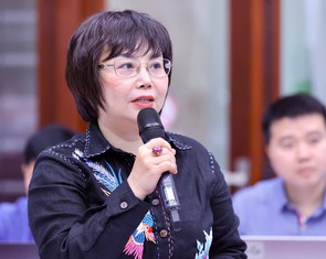 Hà Nội báo cáo ô nhiễm không khí 60% là do giao thông, bộ cho rằng chỉ 38%