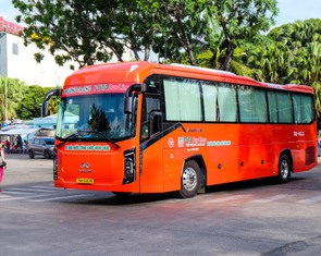 Hơn 5.000 lượt cán bộ đi xe đưa rước miễn phí đến trung tâm TP.HCM làm việc
