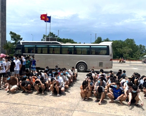 Tiếp nhận 161 ‘cán bộ’ điện lực, thuế giả mạo từ Campuchia, sàng lọc để làm rõ xử lý