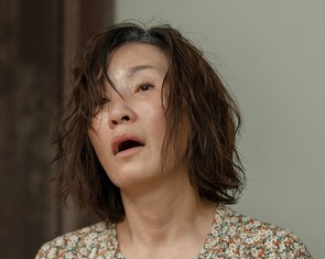 Hình ảnh Hồng Đào mất trí nhớ, lang thang khi về già khiến ai cũng muốn khóc