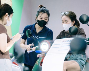Giảm xe xăng, tăng xe điện: Hạ tầng phải đi trước