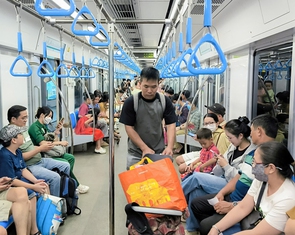 Metro số 1 vượt kế hoạch sau 7 tháng, số chuyến tàu tiếp tục được tăng