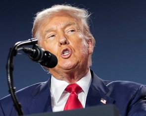 Ông Trump đề xuất bỏ thuế bán nhà để 'phá băng' thị trường nhà đất