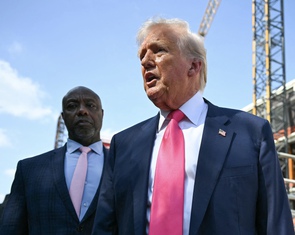 Tin tức thế giới 25-7: Ông Trump tuyên bố không sa thải chủ tịch Fed; Nga hiện đại hóa hải quân