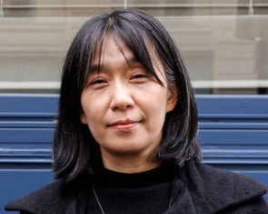'Han Kang là người nhẹ nhàng, gần gũi nhưng khi cầm bút thì rất quyết liệt'