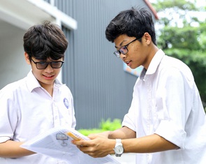 Điểm chuẩn vào lớp 10 ở Hà Nội: Căng như dây đàn