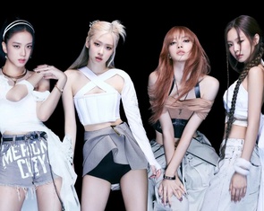 BlackPink chính thức tái hợp sau gần 3 năm, đội hình mạnh nhất lịch sử