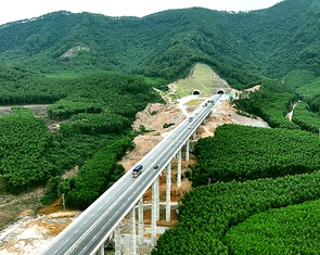 2.100 tỉ đồng đầu tư hoàn thiện hầm Thần Vũ trên cao tốc Bắc - Nam