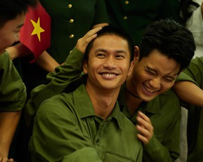 'Còn gì đẹp hơn' của giọng ca 'Phép màu': Khi Gen Z yêu nước bằng trái tim