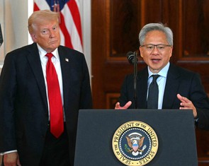 Báo Mỹ: Nvidia sẽ chia cho chính quyền Trump lợi nhuận chip AI bán sang Trung Quốc