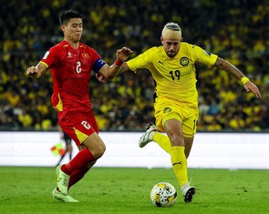 Báo Malaysia cảnh báo chính sách nhập tịch: Thành công hiện tại, 'cơn đau đầu' tương lai