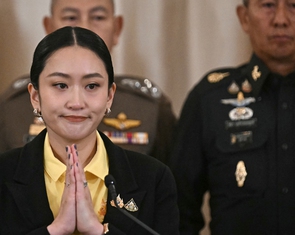 Bà Paetongtarn có thể ra tòa vụ rò rỉ ghi âm cuộc gọi với ông Hun Sen