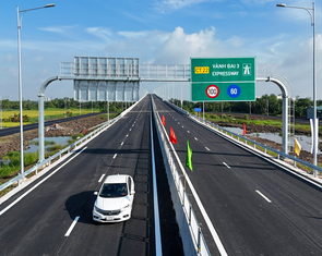 Đề nghị địa phương nghiên cứu thu phí 10 đường cao tốc do nhà nước đầu tư