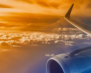 Máy bay trước những 'ổ gà trên không'