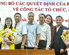 Đắk Lắk cho 248 cán bộ nghỉ hưu và nghỉ thôi việc