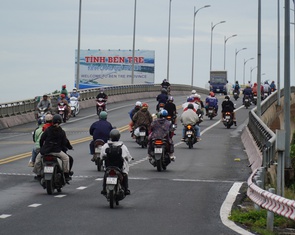Lần đầu tiên, cầu Rạch Miễu thông thoáng ngay dịp lễ