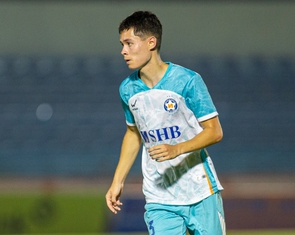 Cầu thủ Việt kiều Nga Vadim Nguyễn sắp ra mắt V-League