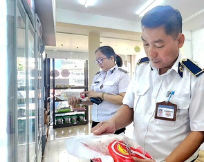 Nên mua thịt heo nơi có nguồn gốc