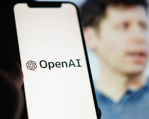 Hàng ngàn cuộc trò chuyện với ChatGPT bị lộ trên Google, người dùng lưu ý gì?