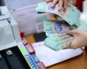 Ngân hàng Nhà nước yêu cầu các ngân hàng giảm lãi suất cho vay