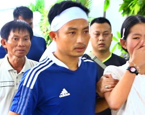 Con gái từ Úc về nhìn trọng tài Trần Đình Thịnh lần cuối