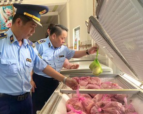 Phát hiện hơn 4 tấn thịt heo thối từ 1 công ty và 1 hộ kinh doanh