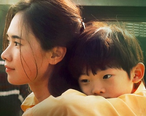 'Mang mẹ đi bỏ' đạt doanh thu 100 tỉ bất chấp tranh cãi