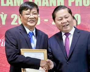 Tiến sĩ Bùi Ngọc Hùng tiếp tục làm chủ tịch hội đồng trường Trường đại học Nông Lâm TP.HCM