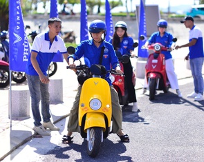 Hơn 1.200 khách tới khám phá Ngày trải nghiệm xanh Khánh Hòa, đi xe điện, đổi rác lấy quà